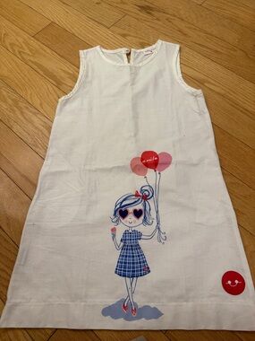 Girls White Dress with Heart Balloon Graphic